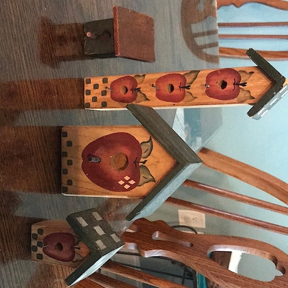 Wooden Folk Art little houses - Picture 1 of 3